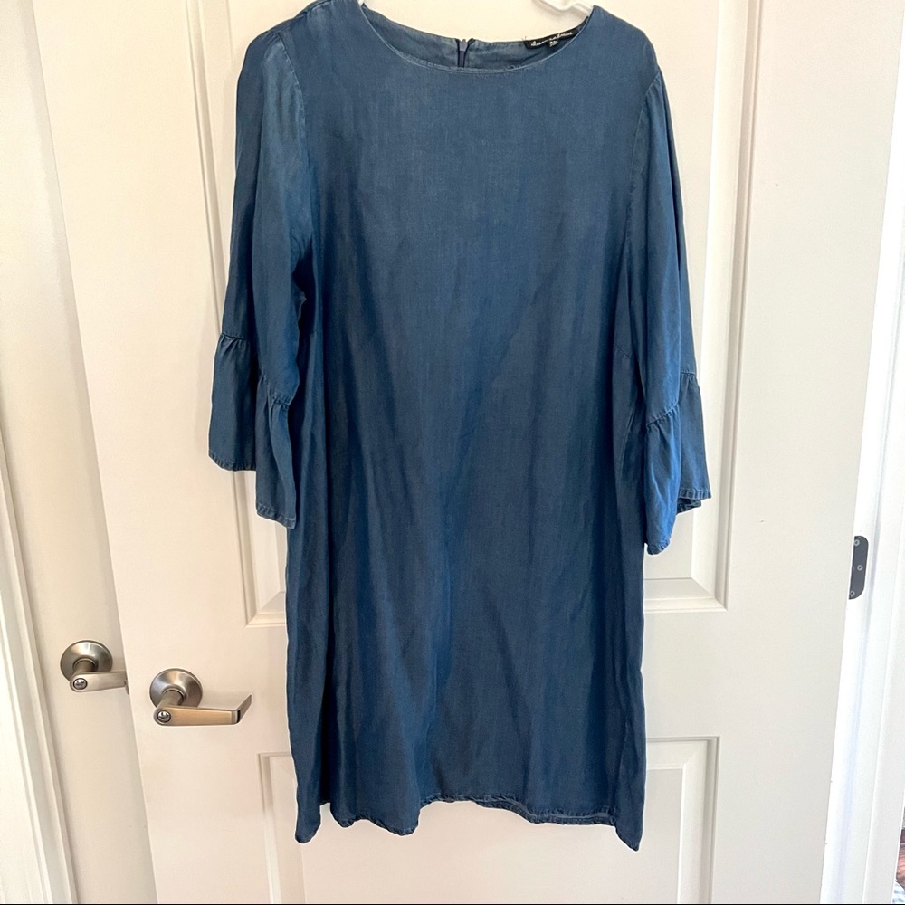 Jean chambray dress with peplum sleeves x Allison Andrews